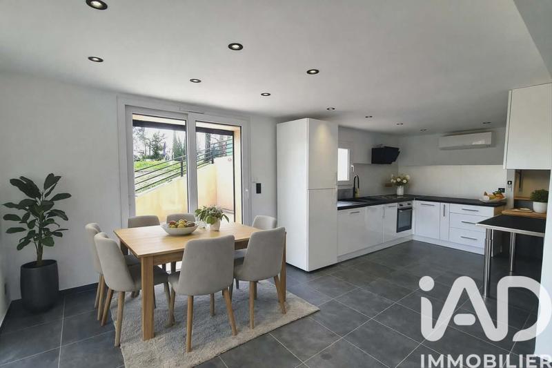 Maison - 156 m² - 5 pièces