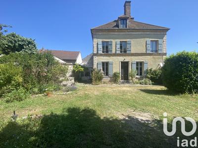 Maison - 210 m² - 8 pièces