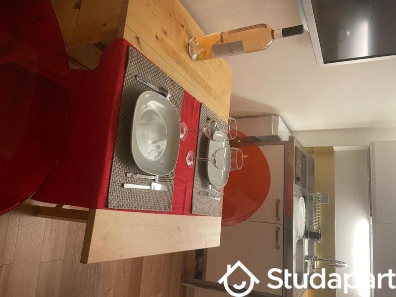 Chambre - 16 m² - 1 pièce