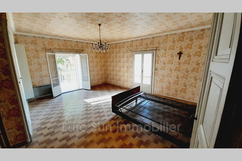 Maison de village - 180 m² - 5 pièces