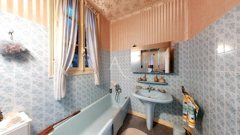 Maison - 135 m² - 6 pièces