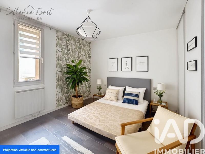 Maison - 80 m² - 4 pièces