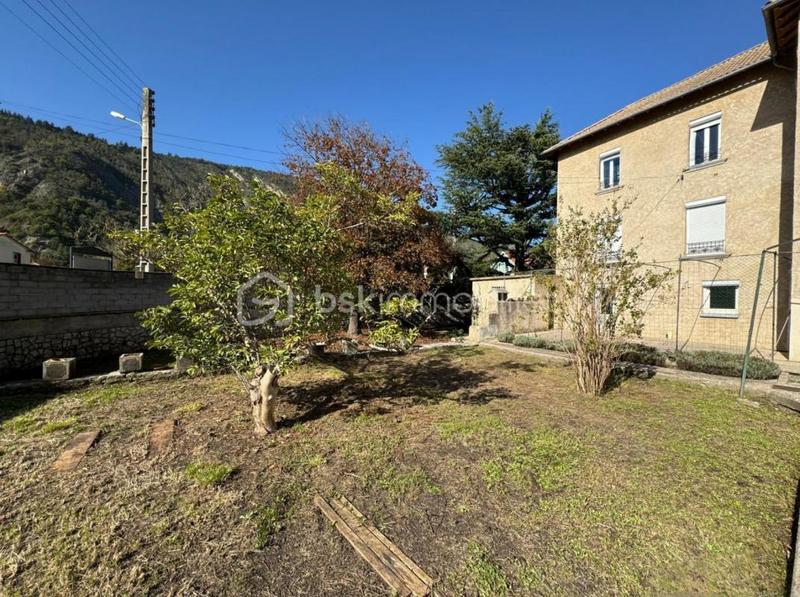 Maison - 175 m² - 6 pièces