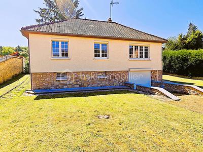 Maison traditionnelle - 80 m² - 4 pièces