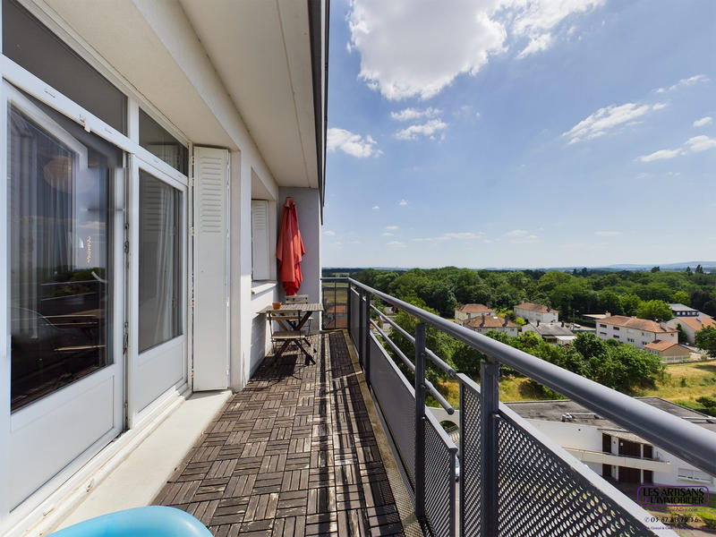 Appartement - 77 m² - 4 pièces