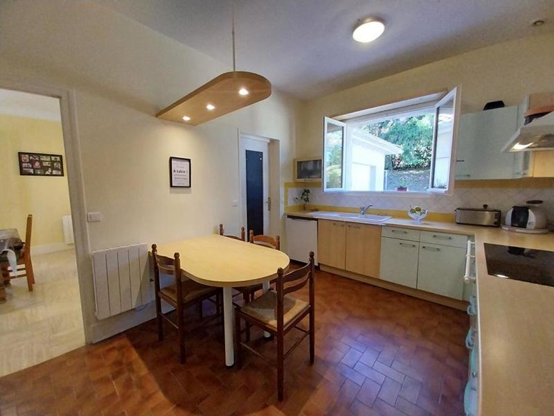 Maison - 180 m² - 7 pièces