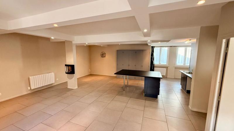 Appartement - 83 m² - 3 pièces