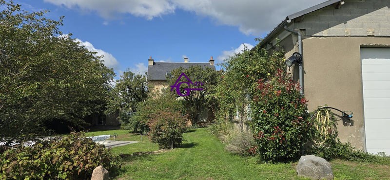 Maison ancienne - 215 m² - 6 pièces