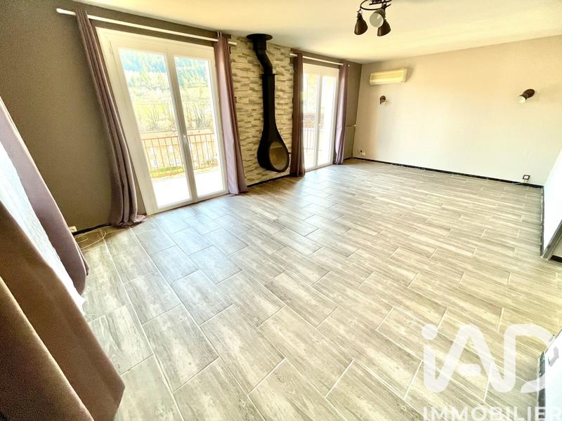 Maison - 98 m² - 4 pièces