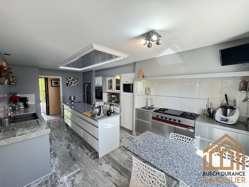 Maison - 155 m² - 5 pièces