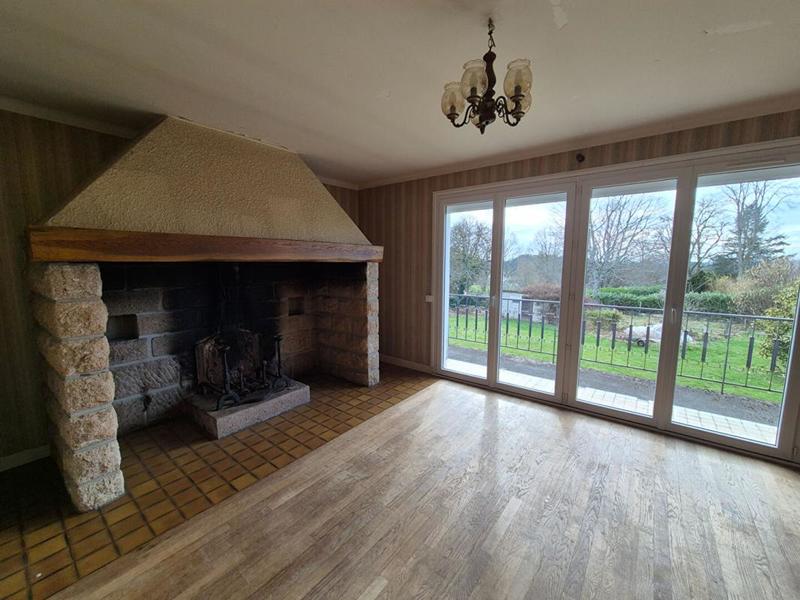 Maison - 204 m² - 7 pièces