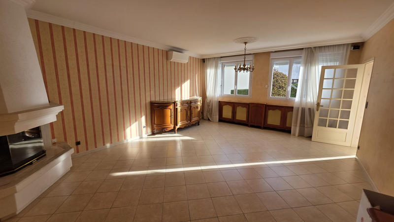 Maison - 110 m² - 6 pièces