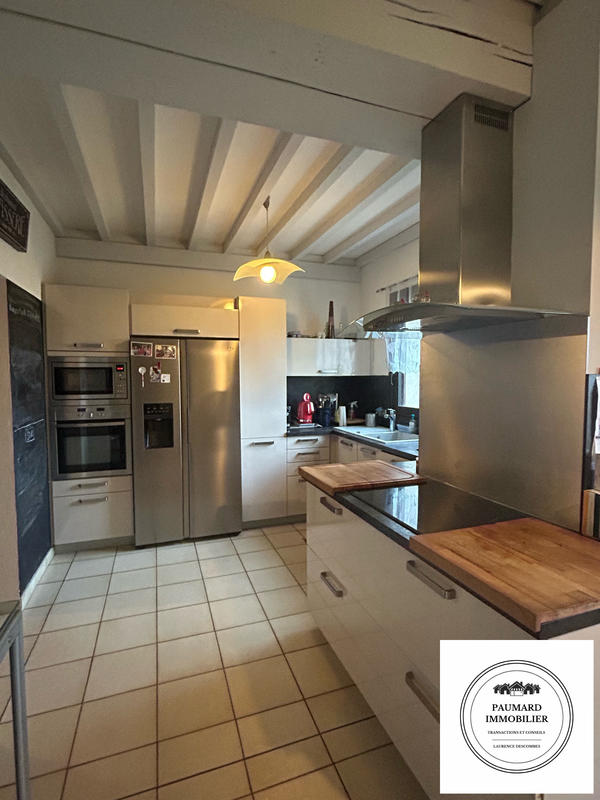 Maison - 191 m² - 8 pièces