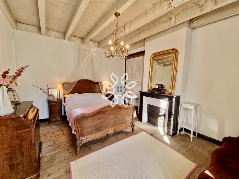 Maison de village - 115 m² - 7 pièces