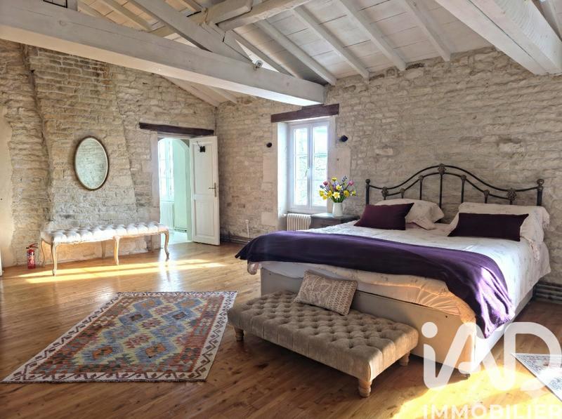 Maison - 150 m² - 5 pièces