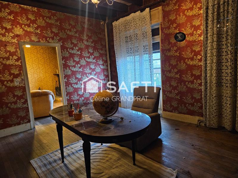 Maison - 260 m² - 9 pièces