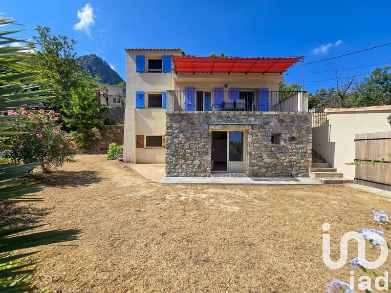 Maison - 106 m² - 5 pièces