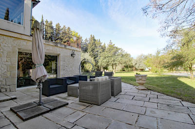 Maison - 325 m² - 9 pièces