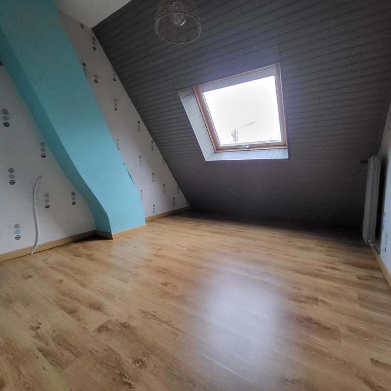 Maison - 140 m² - 6 pièces