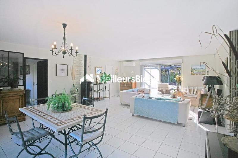 Maison - 170 m² - 6 pièces