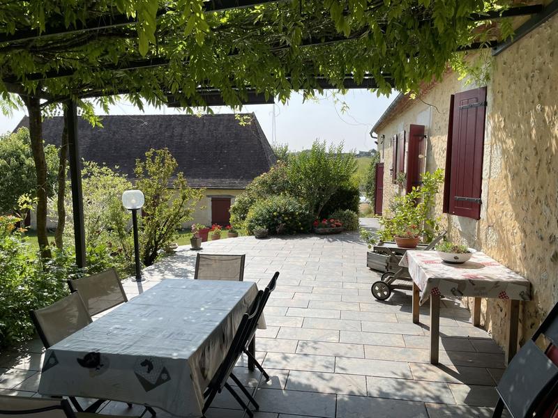 Maison - 288 m² - 8 pièces