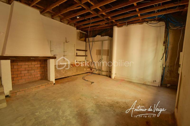 Immeuble - 165 m² - 10 pièces