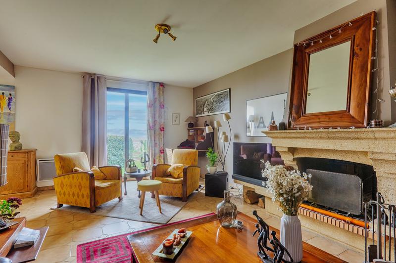 Maison - 138 m² - 5 pièces