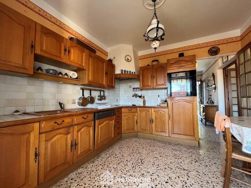 Maison - 140 m² - 6 pièces