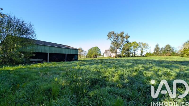 Maison - 94 m² - 6 pièces