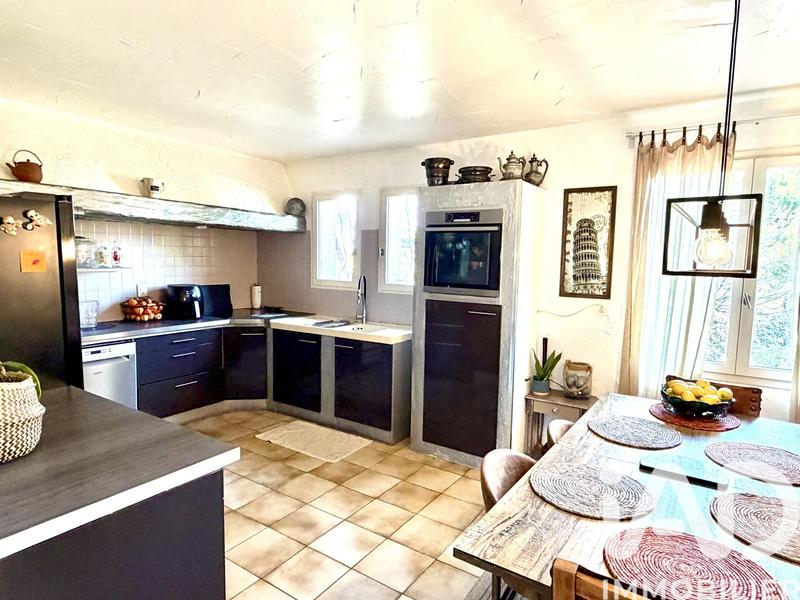 Maison - 125 m² - 5 pièces