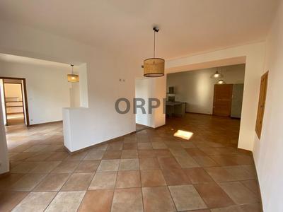 Mas - 211 m² - 7 pièces