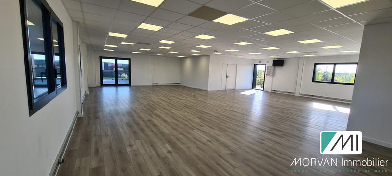 Bureau - 150 m² - 1 pièce