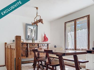 Maison - 106 m² - 5 pièces