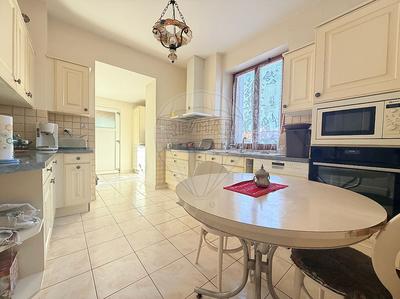 Maison - 175 m² - 5 pièces