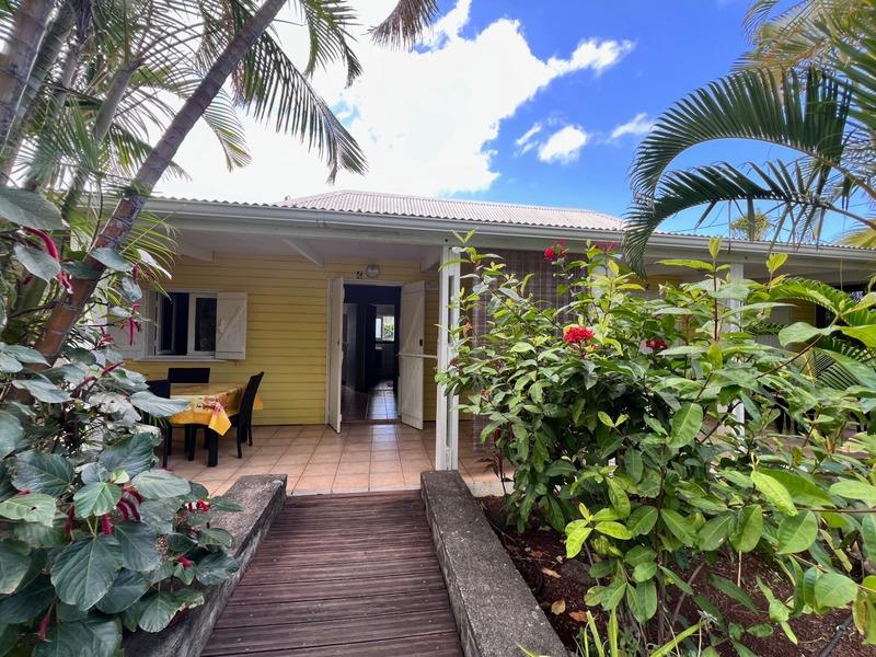 Propriété - 372 m² - 18 pièces