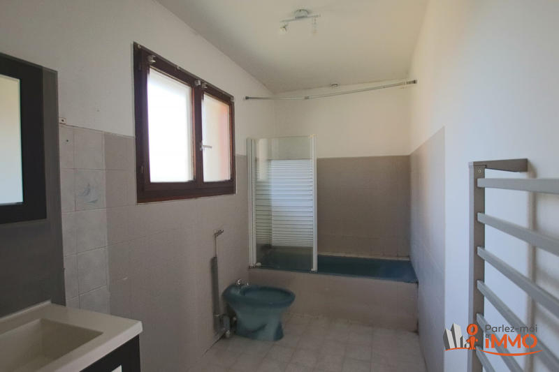 Villa - 104 m² - 7 pièces