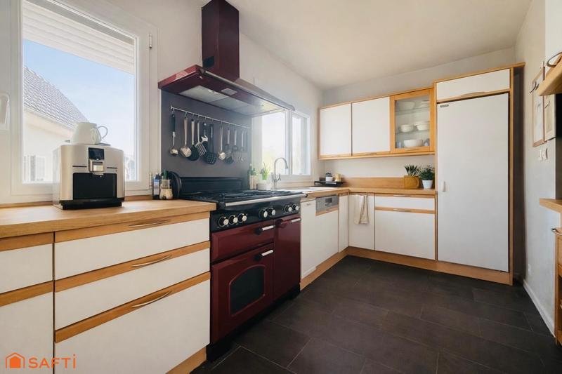 Maison - 123 m² - 6 pièces