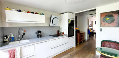 Maison - 245 m² - 10 pièces