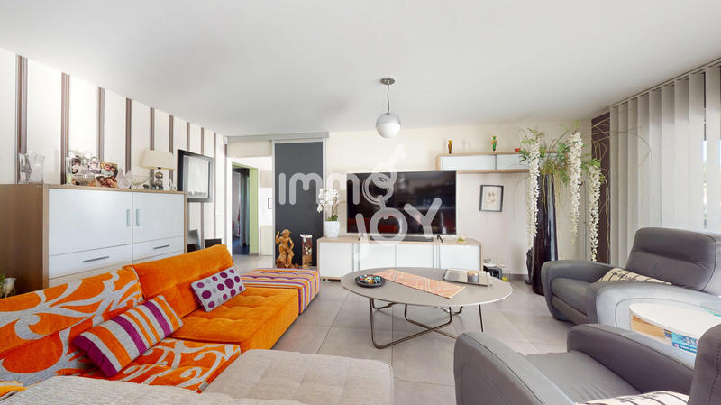 Maison - 183 m² - 5 pièces