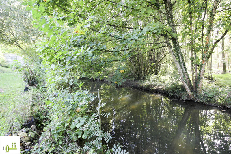 Maison - 270 m² - 8 pièces