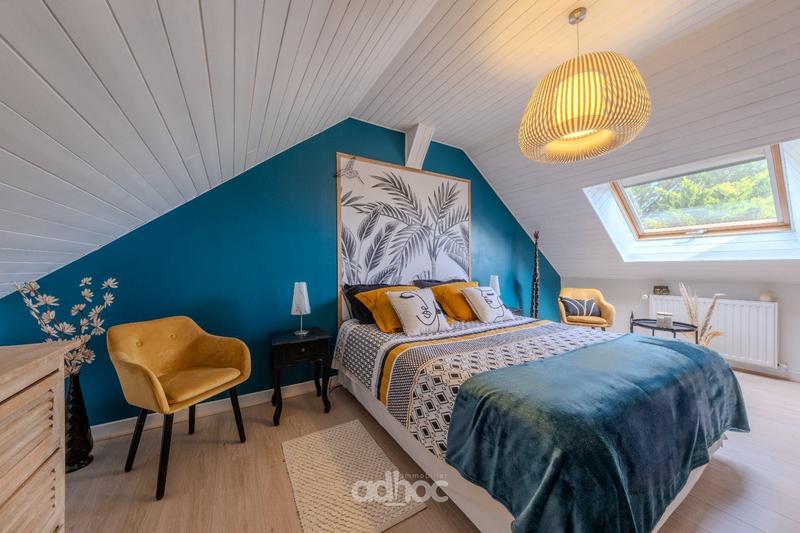 Maison - 200 m² - 8 pièces