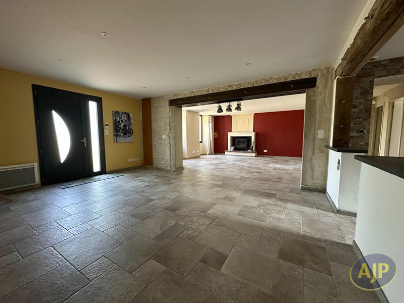 Maison - 155 m² - 4 pièces