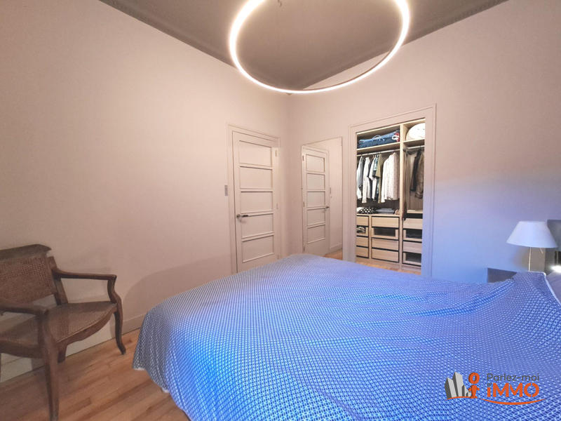 Appartement - 121 m² - 5 pièces