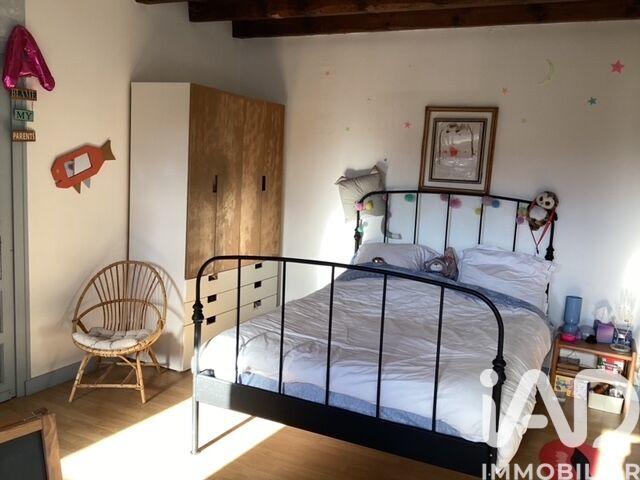 Maison - 254 m² - 8 pièces