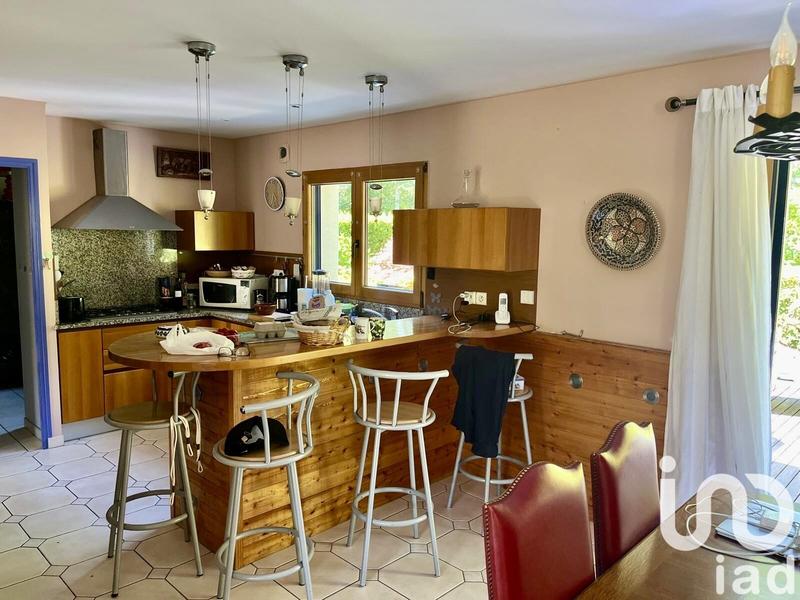 Maison - 171 m² - 7 pièces