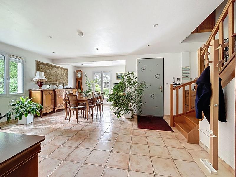 Maison - 175 m² - 8 pièces