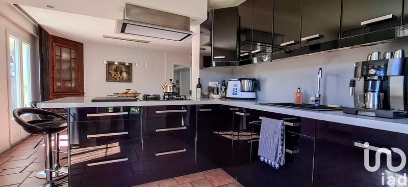 Maison de ville - 210 m² - 9 pièces