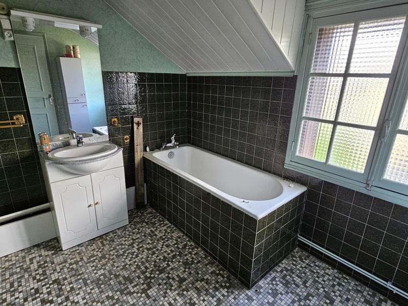 Maison - 105 m² - 5 pièces