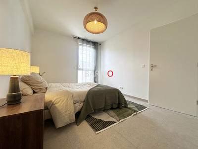 Appartement - 90 m² - 3 pièces