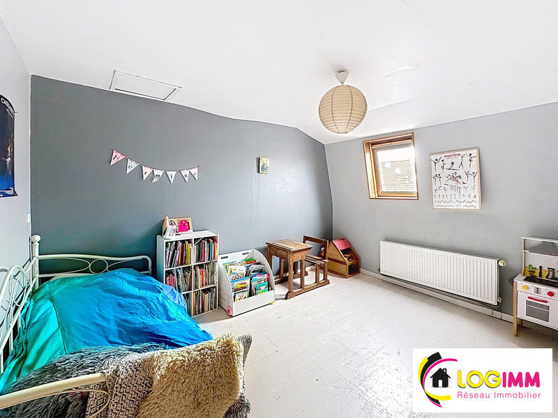 Maison - 170 m² - 9 pièces